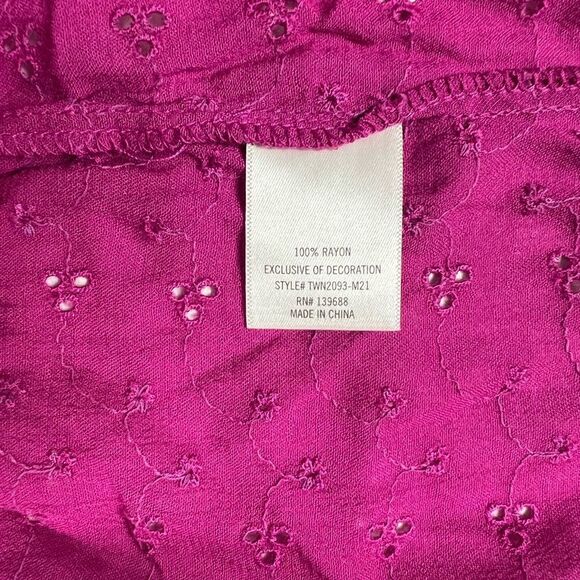 Francesca’s Alya High Neck Fuschia Tank Top Size M NWT - Picture 10 of 10